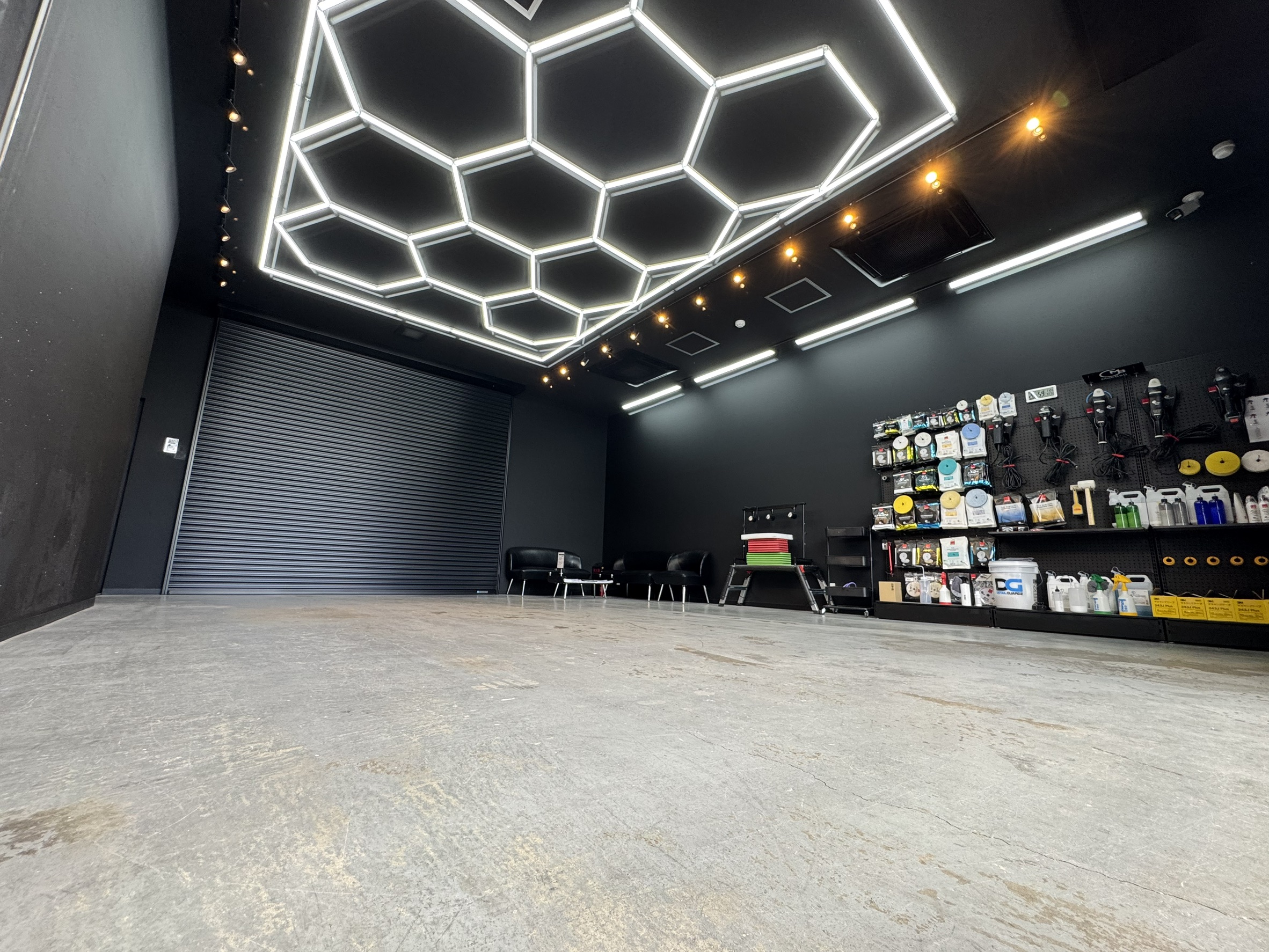 施工スペース｜快適な店内環境